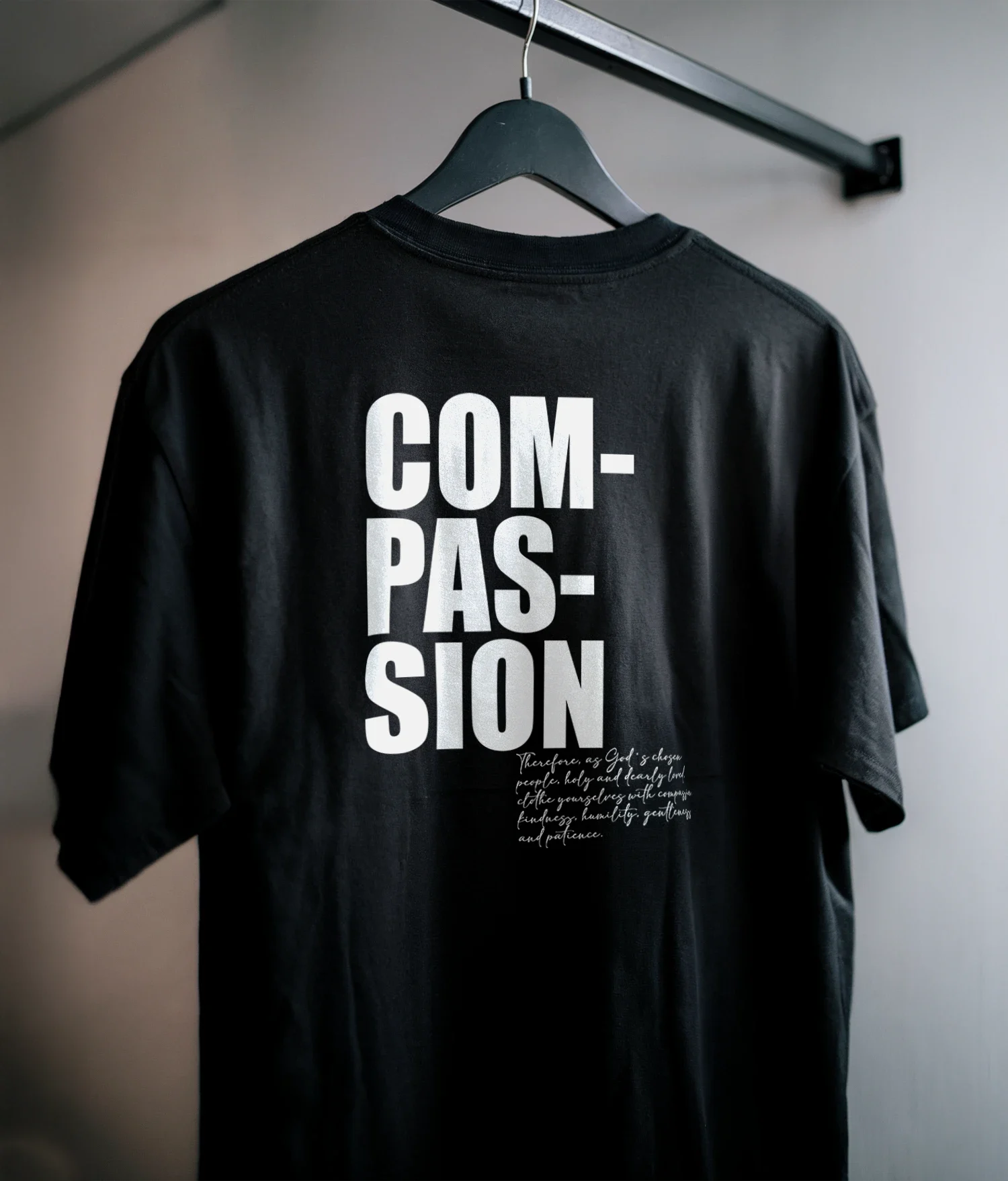 Compassion - Normal fit compassion tee Kristna kläder och presenter Compassion - Normal fit